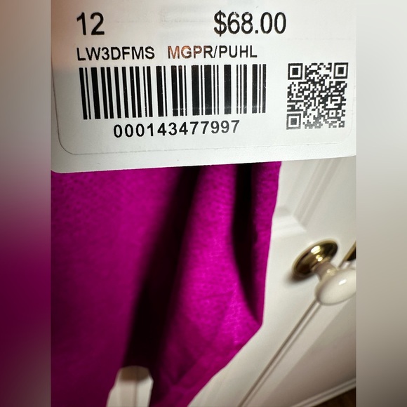 lululemon athletica Magenta swifly tech Short Sleeve Tee - Picture 4 of 6